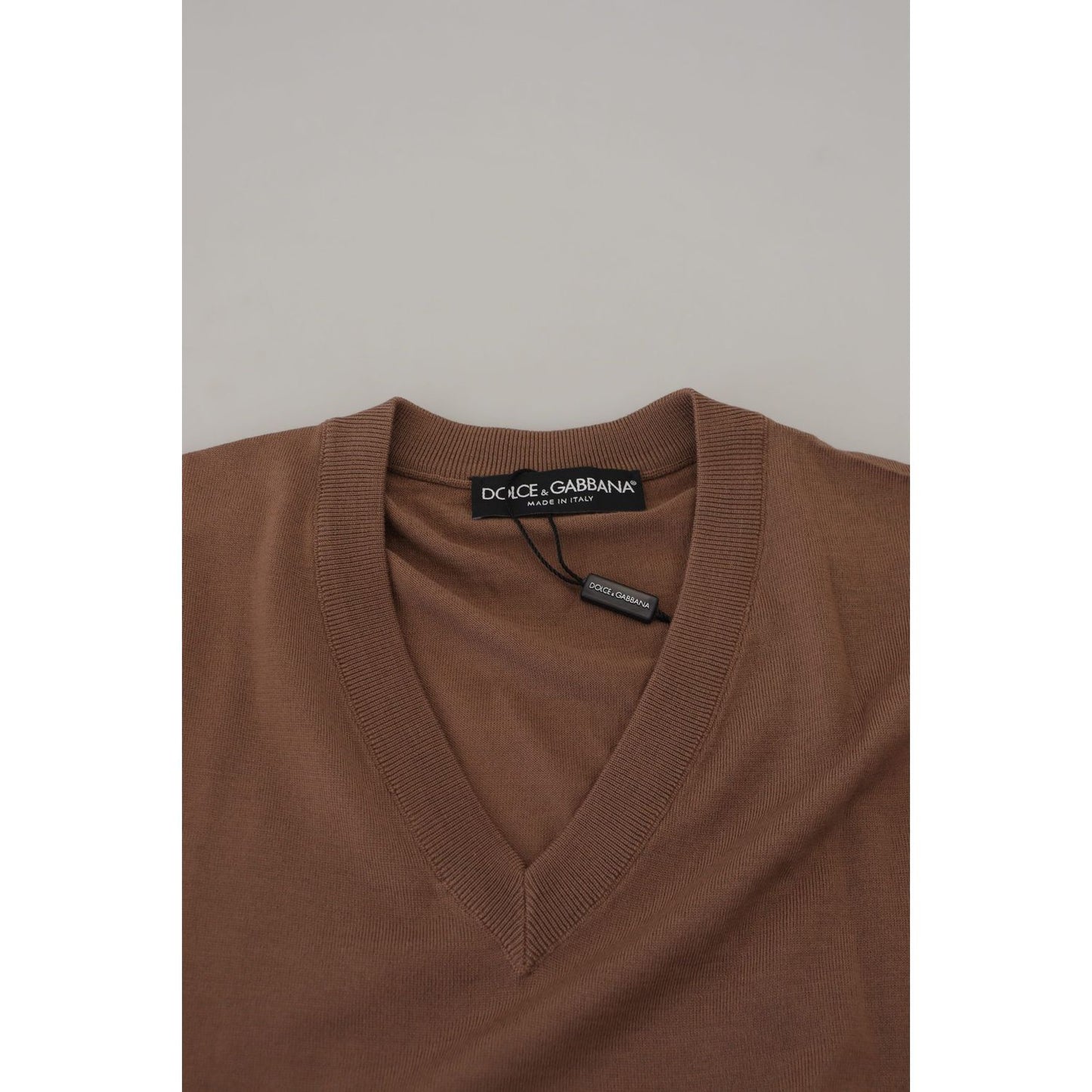 Dolce & Gabbana Brown Wool Men V-neck Pullover Sweater TSH7517- 39