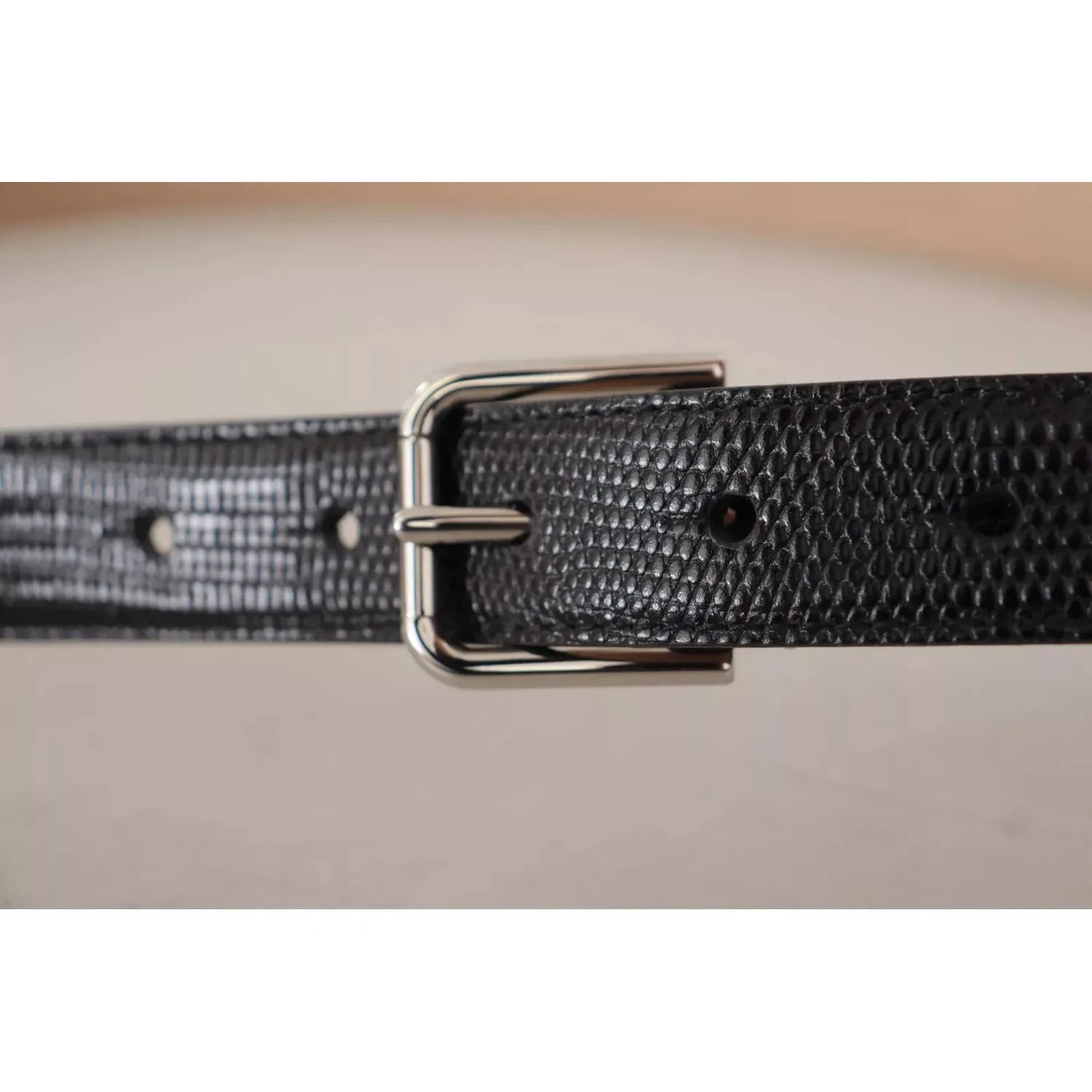 Dolce & Gabbana Black Classic Leather Silver Metal Buckle Belt BEL8555