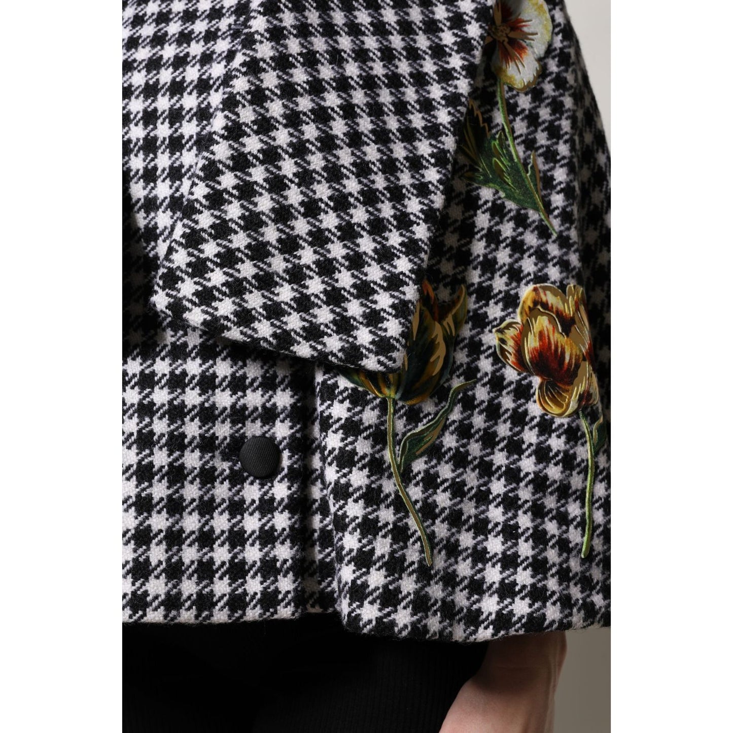 Dolce & Gabbana Black White Monochrome Patterned Floral Cape Jacket TSH90084-36