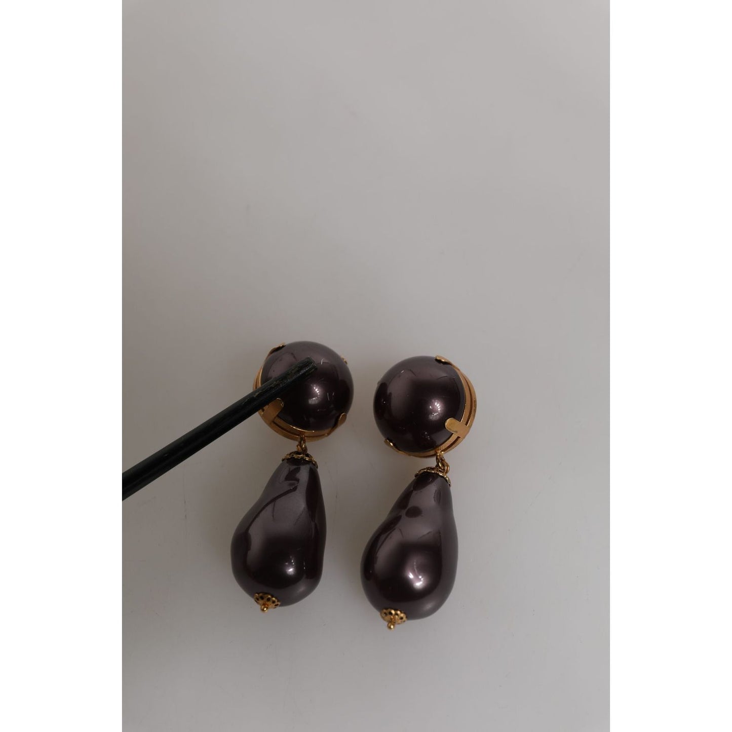 Dolce & Gabbana Gold Brass Black Pearl Clip On Dangling Jewelry Earrings SMY10508