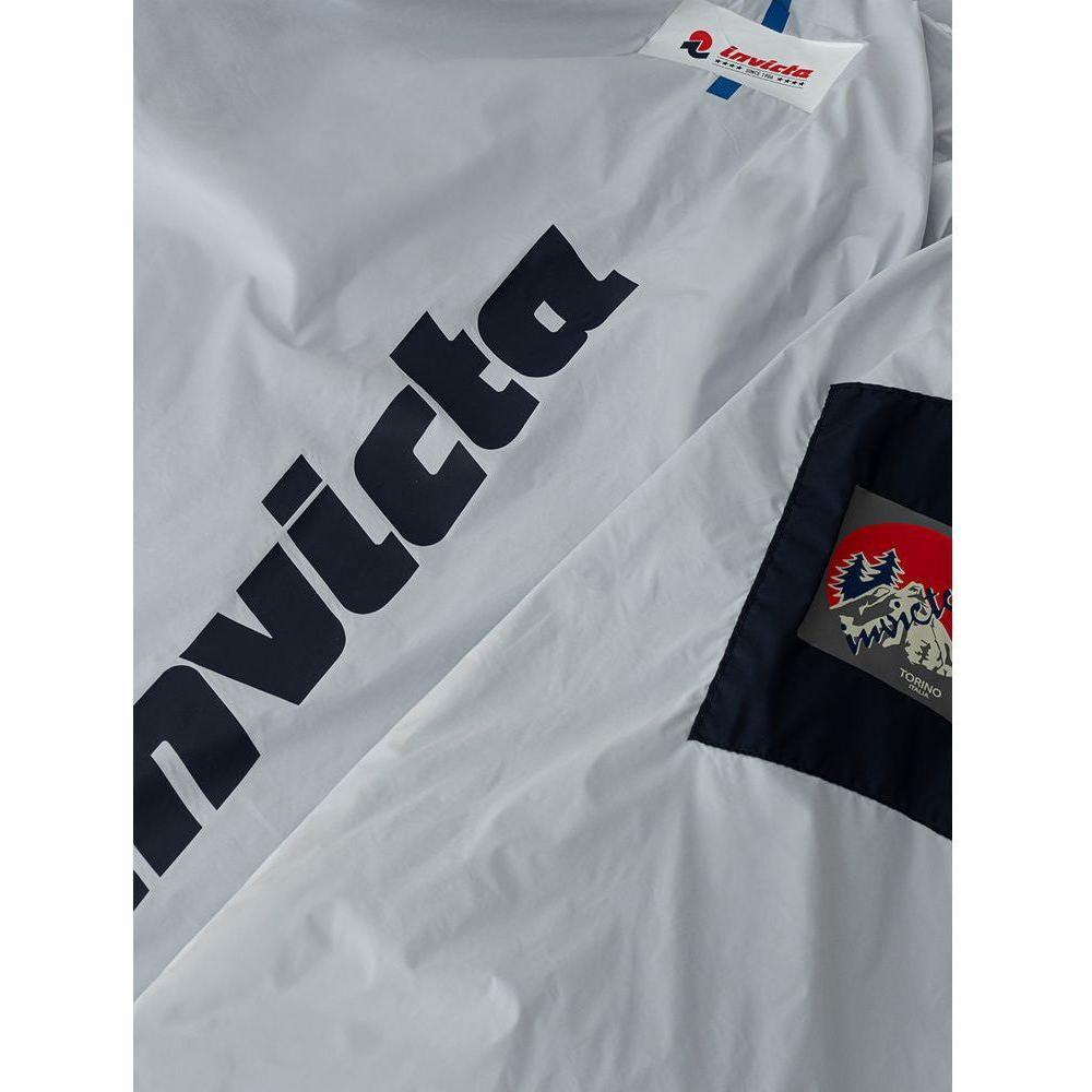 蓝色聚酰胺夹克