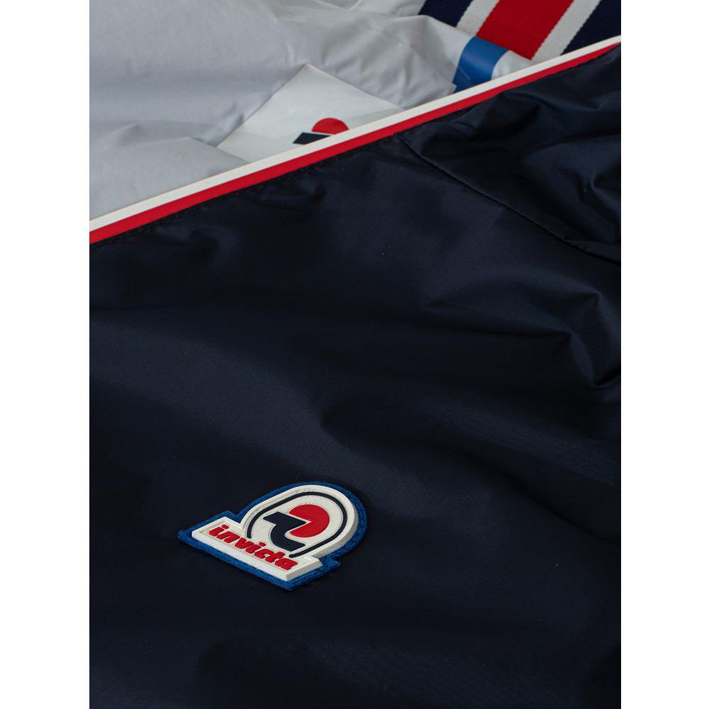 蓝色聚酰胺夹克