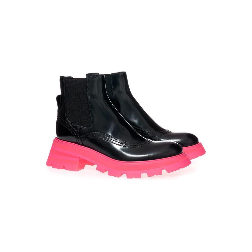 Alexander McQueen Elegant Black Leather Boots AL-199676-EU37/US7