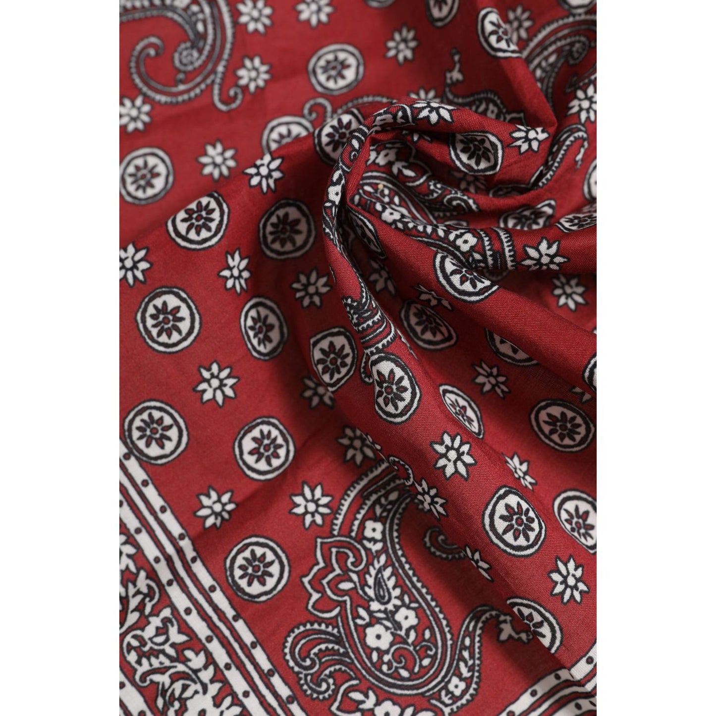 Dolce & Gabbana Red Floral Cotton Square Foulard Scarf MS7541