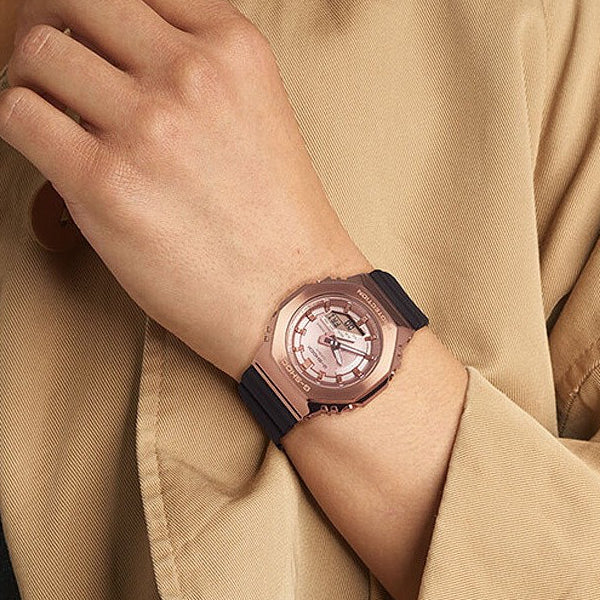 CASIO G-SHOCK Mod. OAK METAL COVERED COMPACT - PINK GOLD SERIE GM-S2100PG-1A4ER