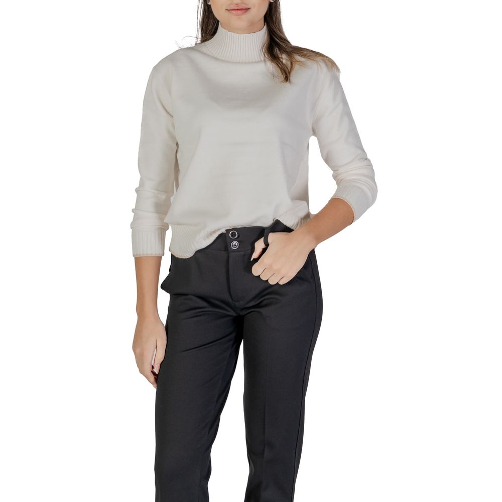 Woman wearing Street One Cream Polyester Sweatshirt with high neckline and ribbed hem, styled with contrasting trim for cozy comfort.