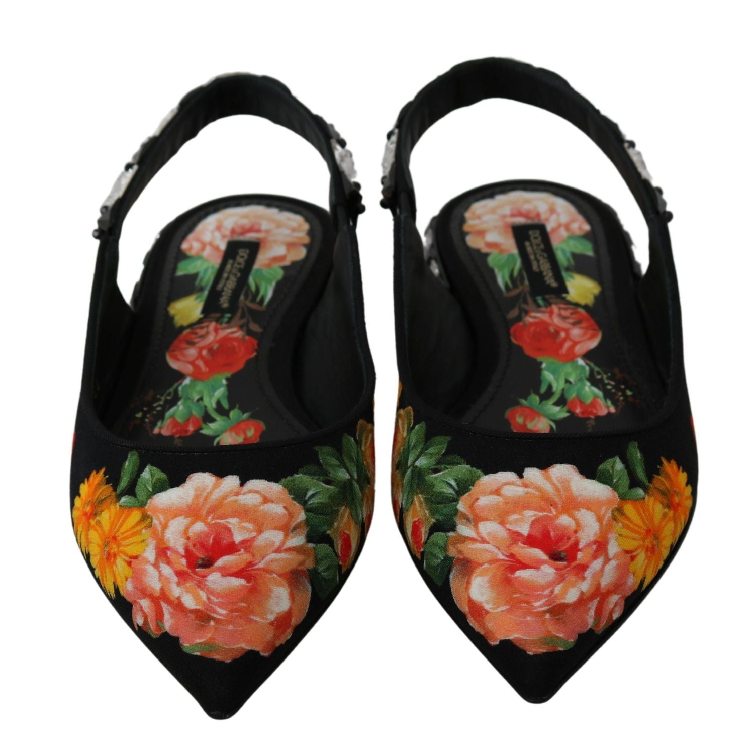 Front view with bag zipped and handles upright.