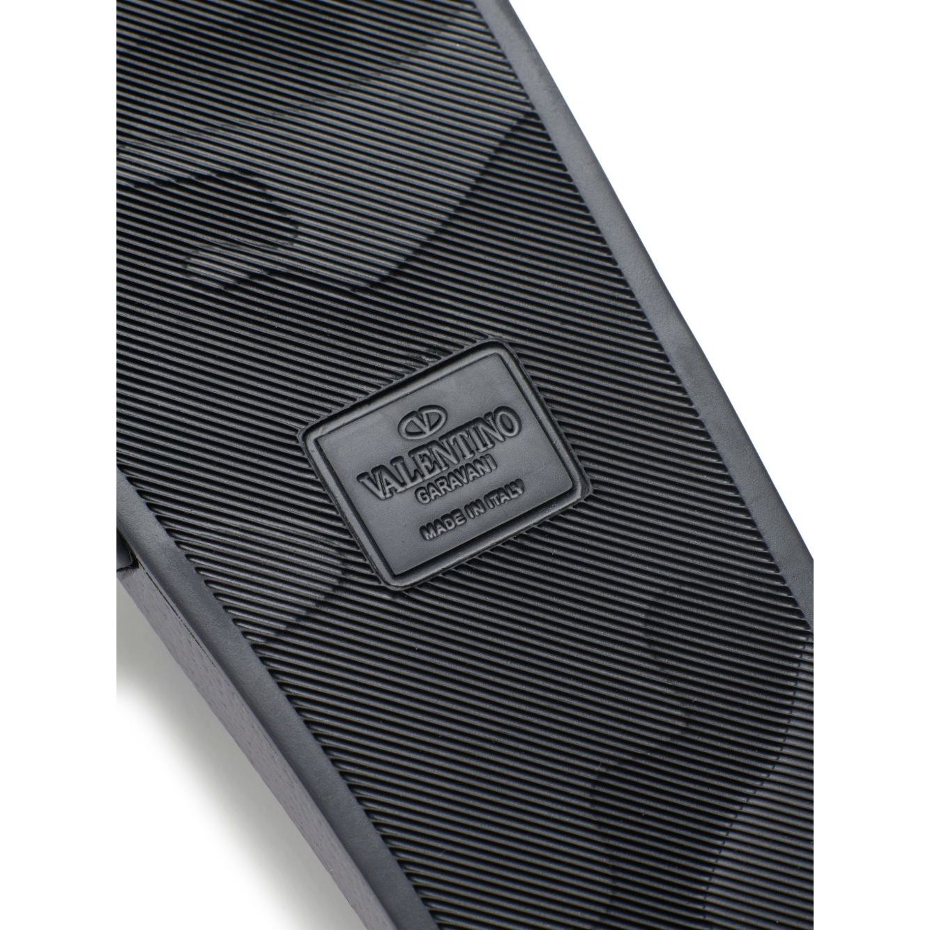 Valentino Garavani Slide Coolside Rubber Sandal