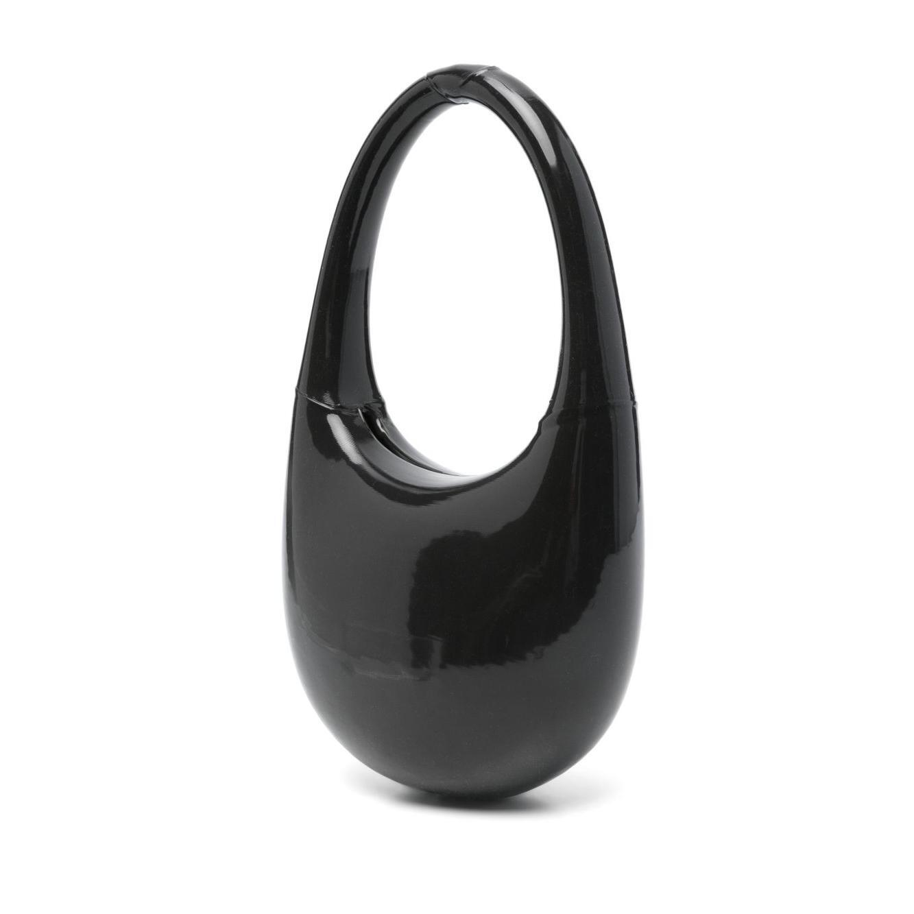 Front view with bag zipped and handles upright.