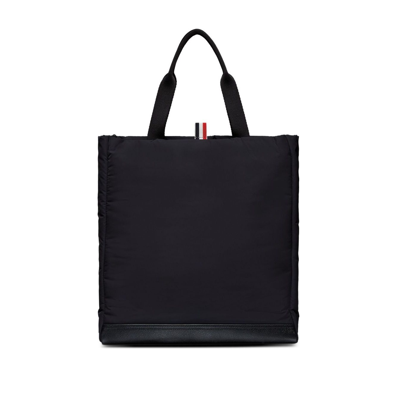 Front view with bag zipped and handles upright.