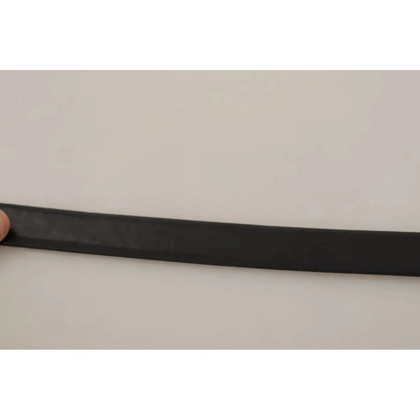 Dolce & Gabbana Black Classic Leather Silver Tone Metal Buckle Belt BEL8630-90