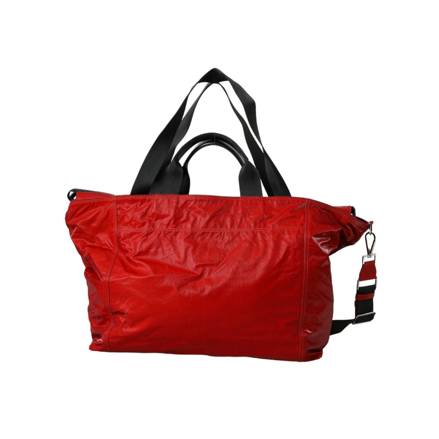 Front view with bag zipped and handles upright.