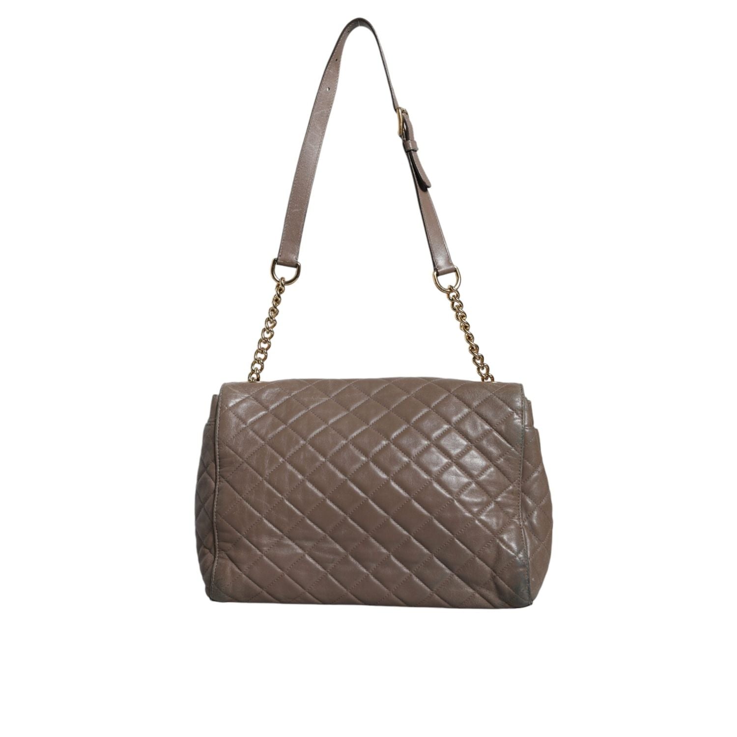 Front view with bag zipped and handles upright.