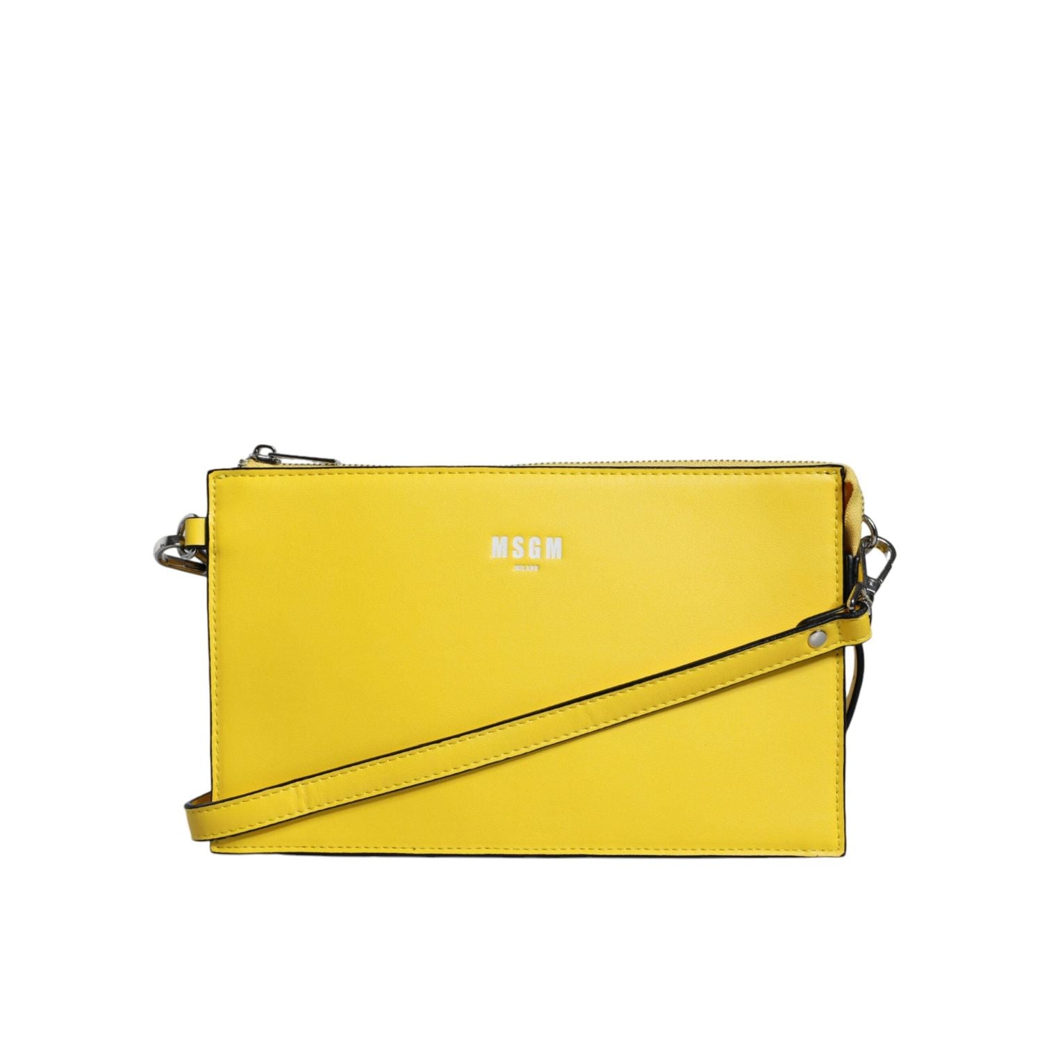 Front view with bag zipped and handles upright.