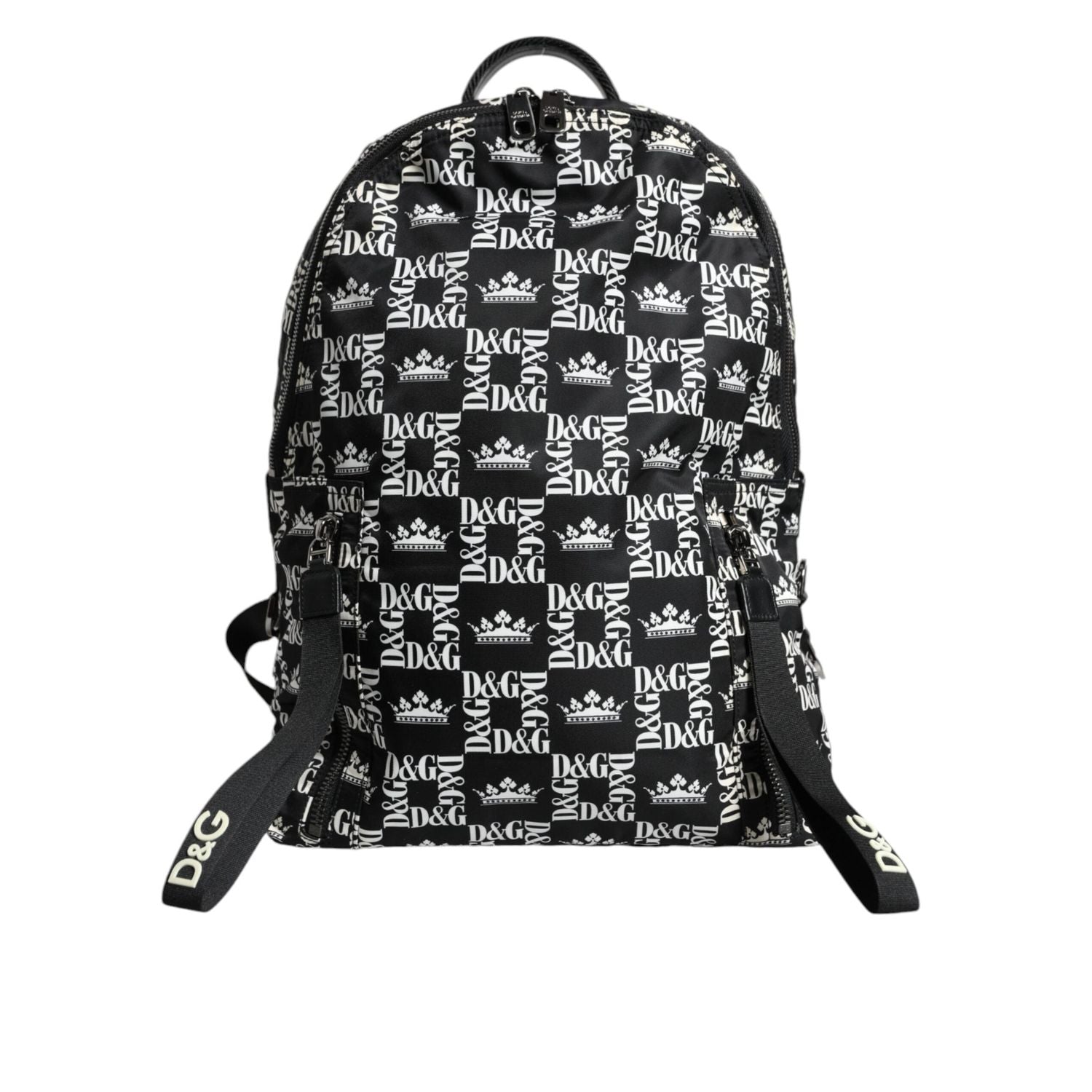 Front view with bag zipped and handles upright.