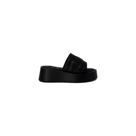Furla Black Leather Slipper 1728,71956299936,Black,EU39/US9,Furla,New with tags,Sandals - Women - Shoes,Shoes,Women,Women - Shoes FU-14203800009-EU39/US9