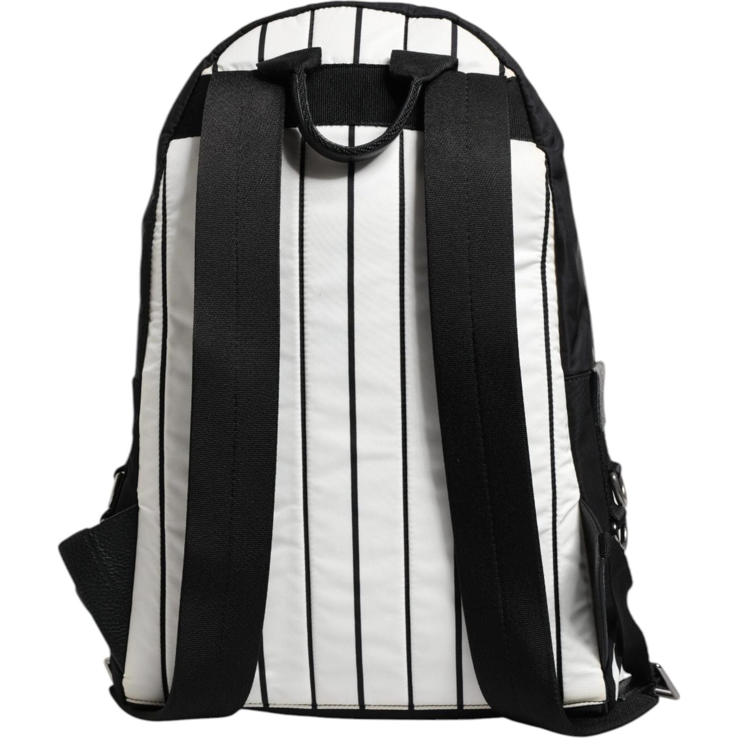 Front view with bag zipped and handles upright.