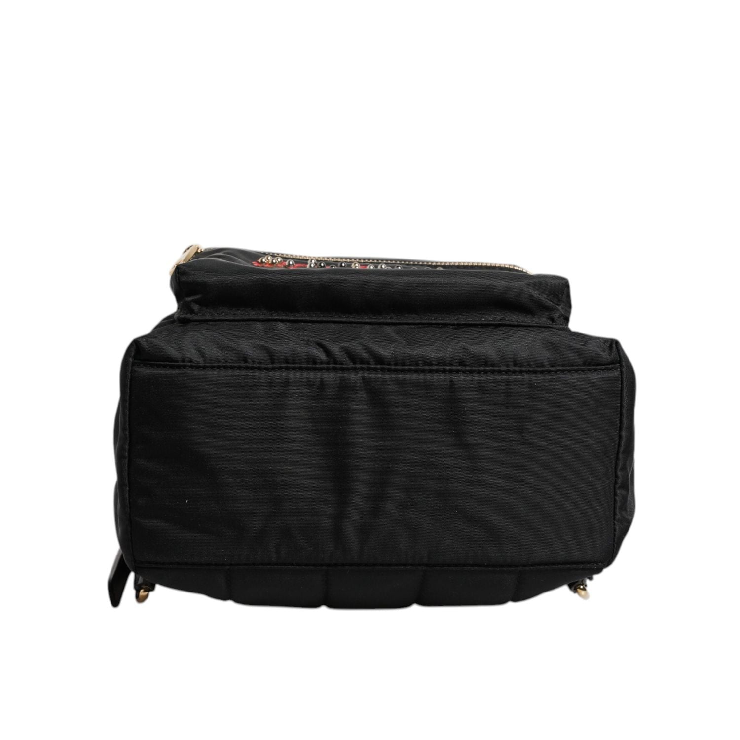 Front view with bag zipped and handles upright.