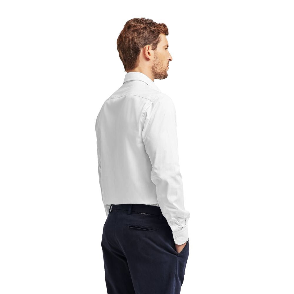 Front view with bag zipped and handles upright.