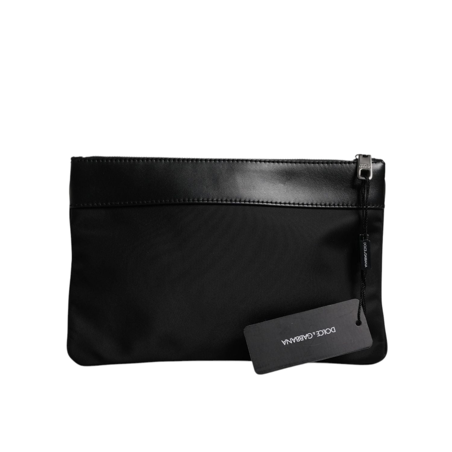 Front view with bag zipped and handles upright.