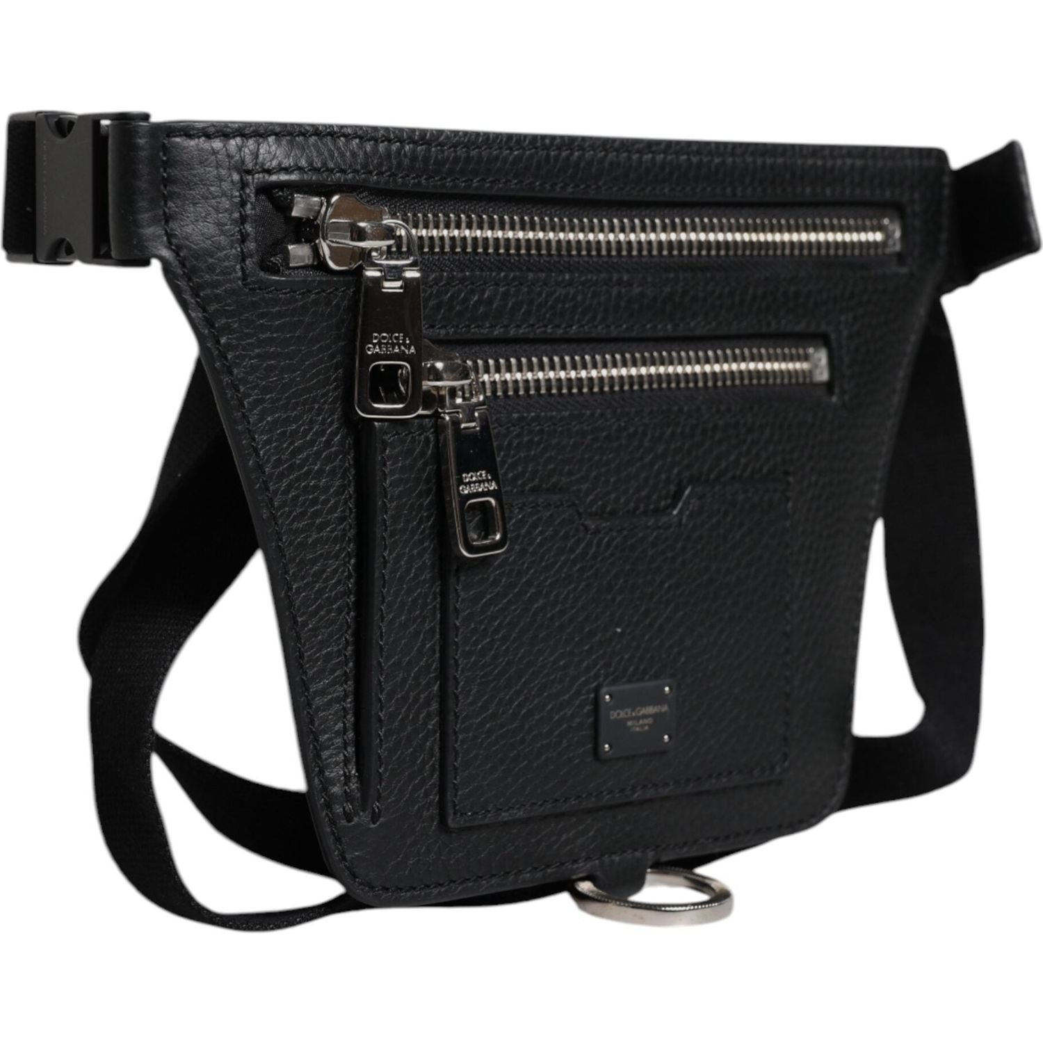 Front view with bag zipped and handles upright.