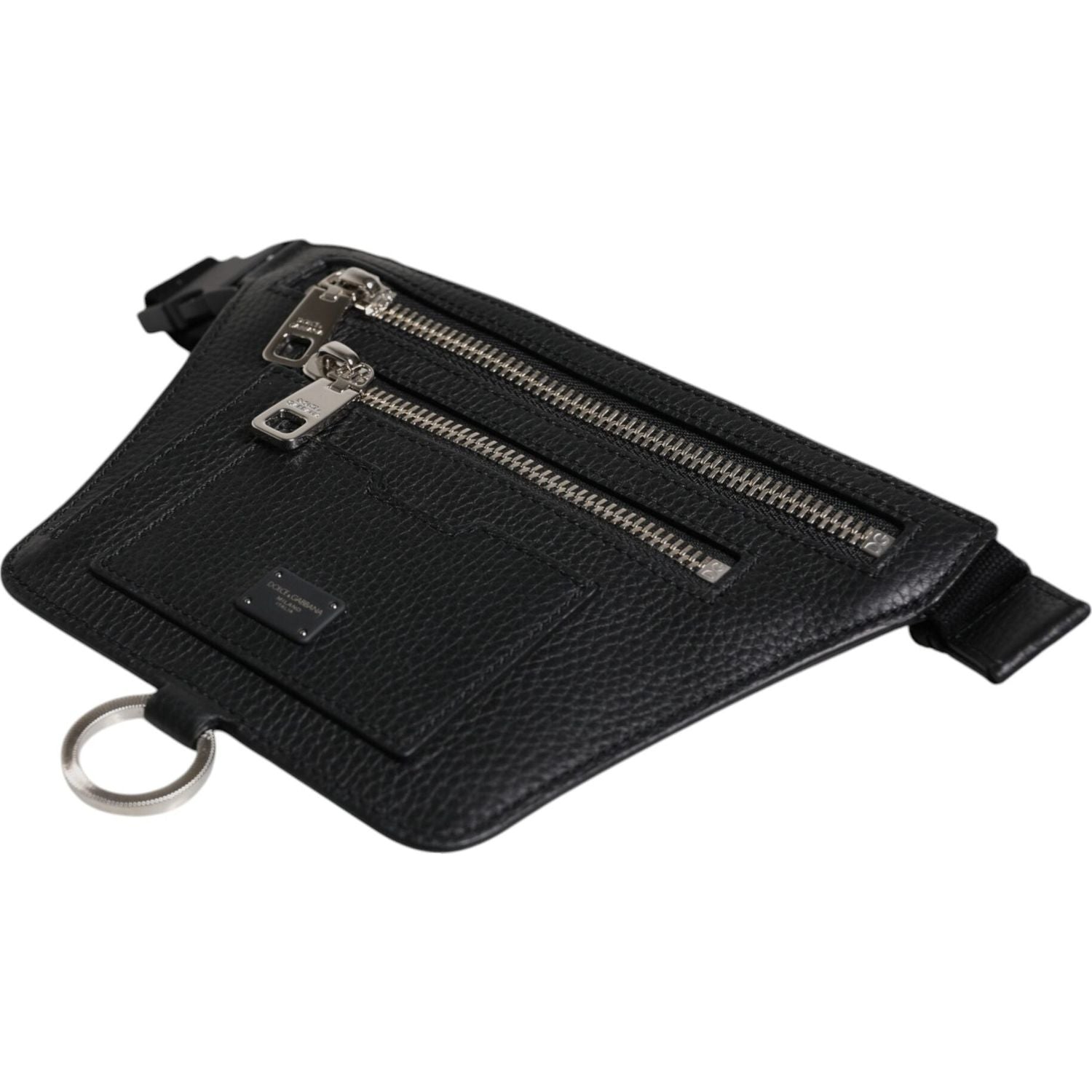 Front view with bag zipped and handles upright.