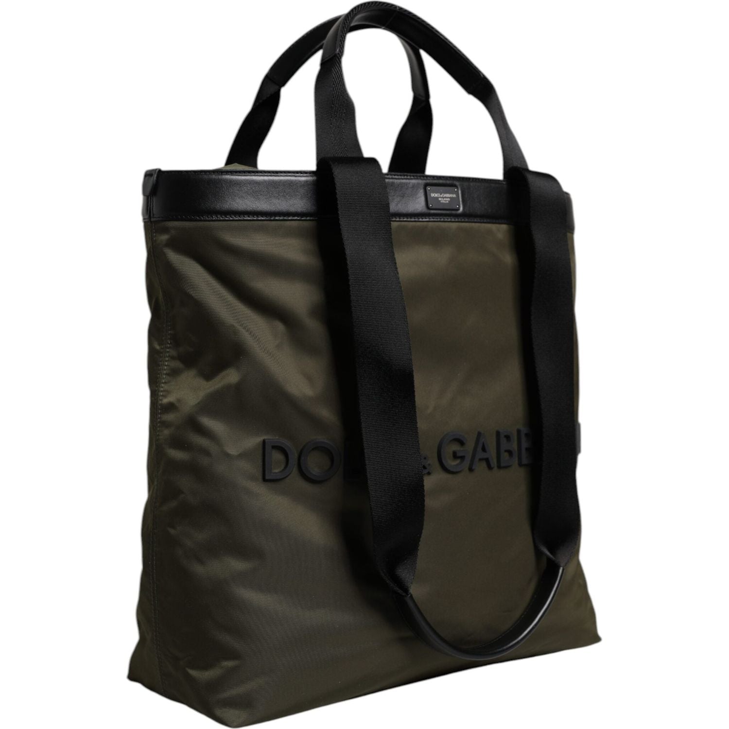 Front view with bag zipped and handles upright.