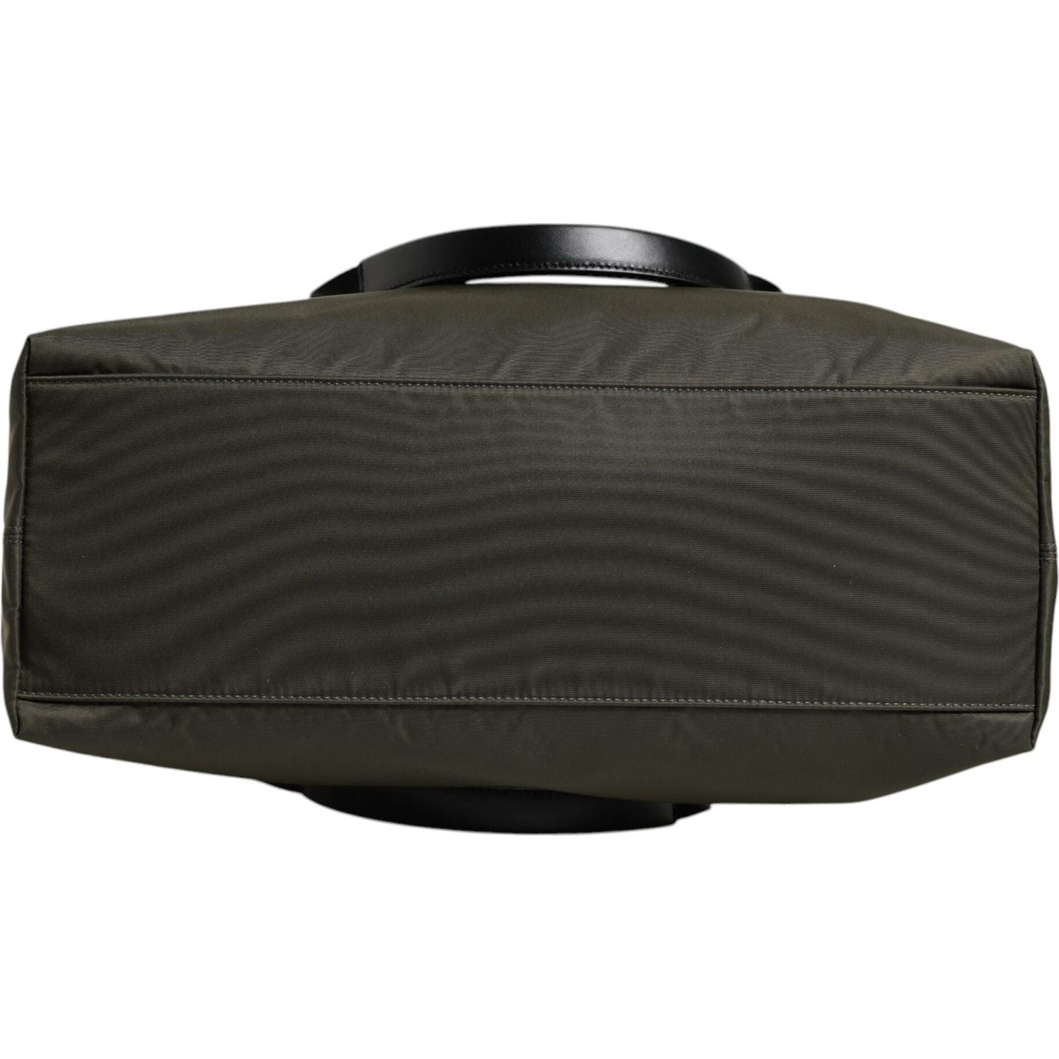 Front view with bag zipped and handles upright.