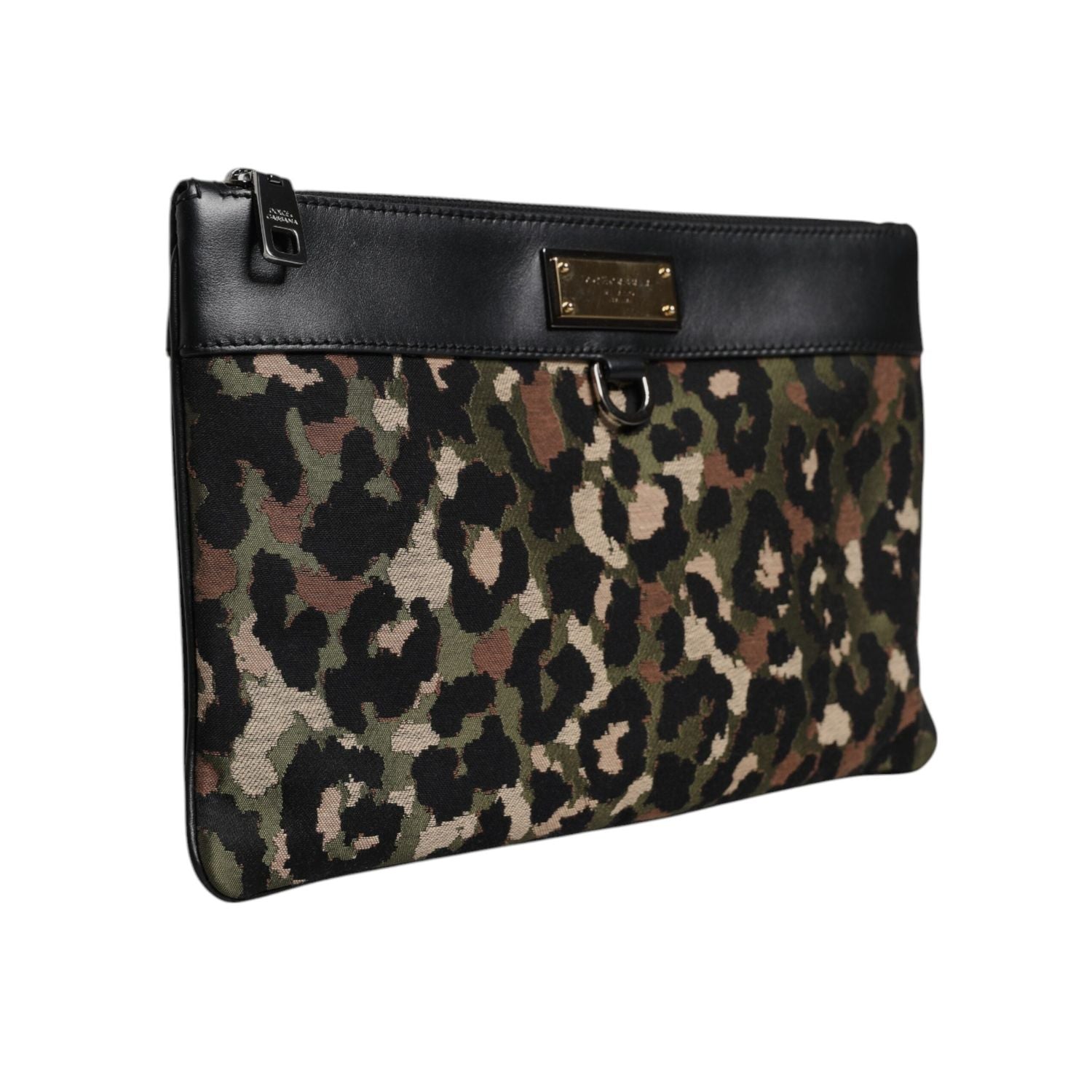 Front view with bag zipped and handles upright.