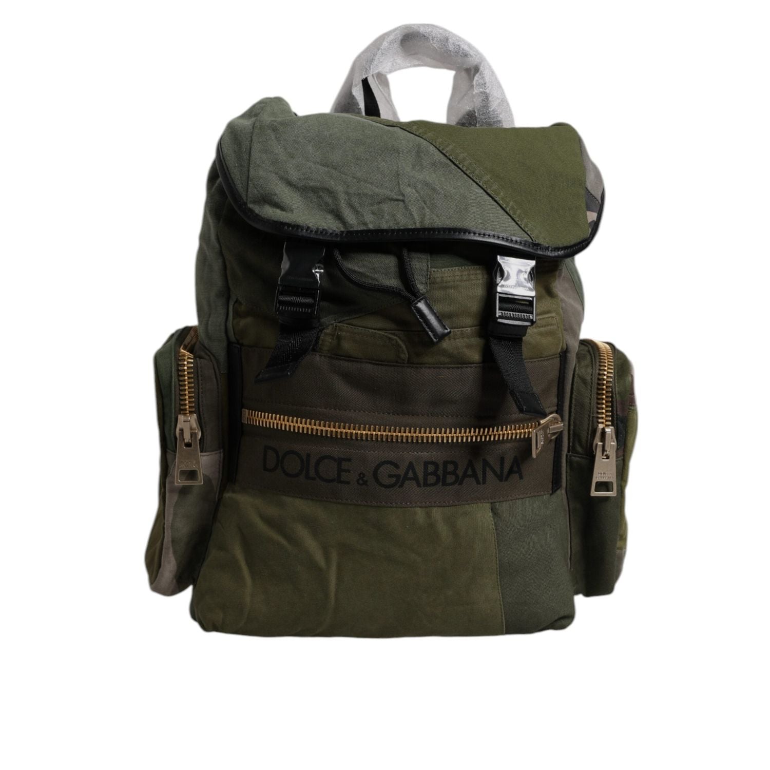 Front view with bag zipped and handles upright.