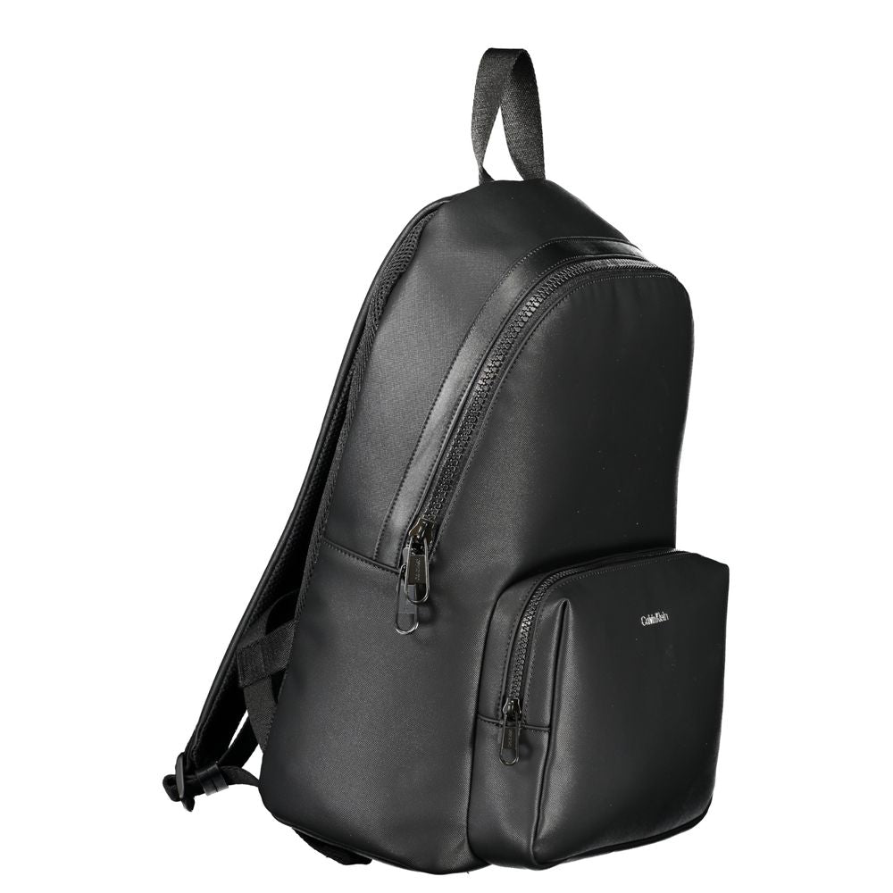 Front view with bag zipped and handles upright.