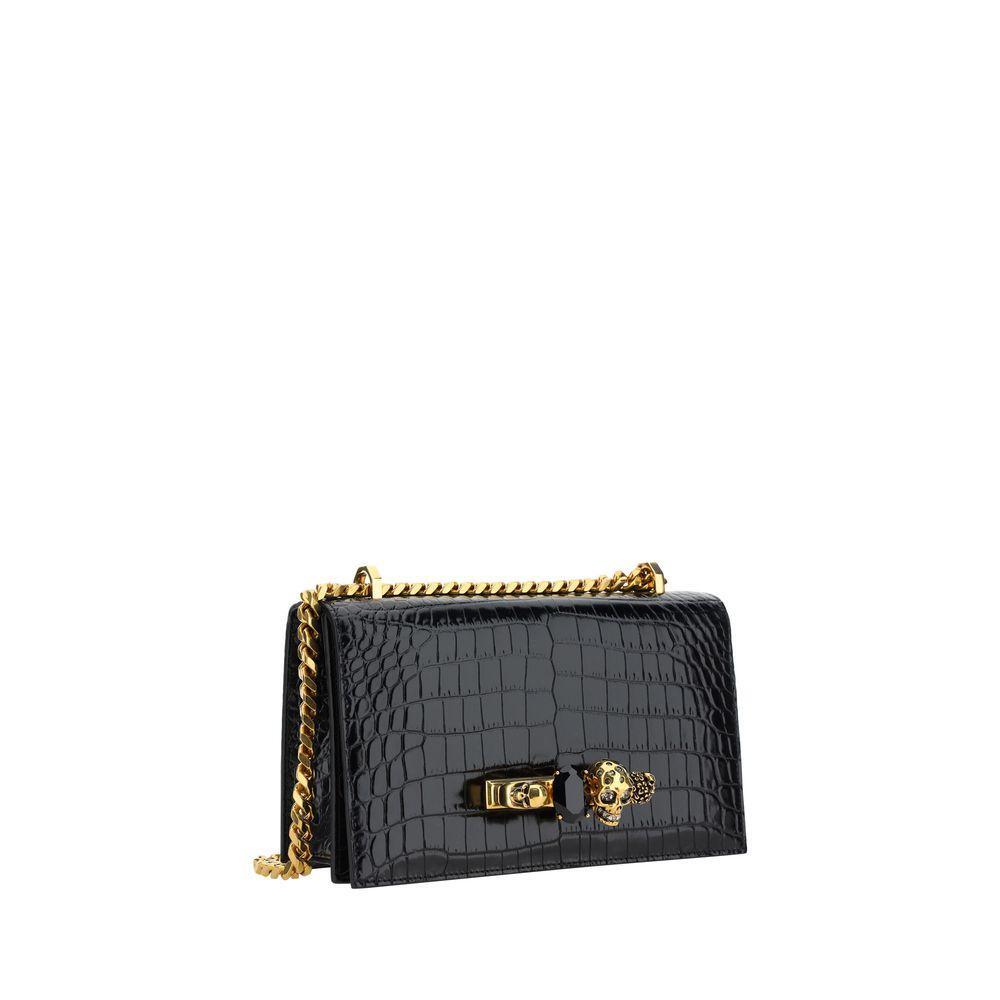 Front view with bag zipped and handles upright.