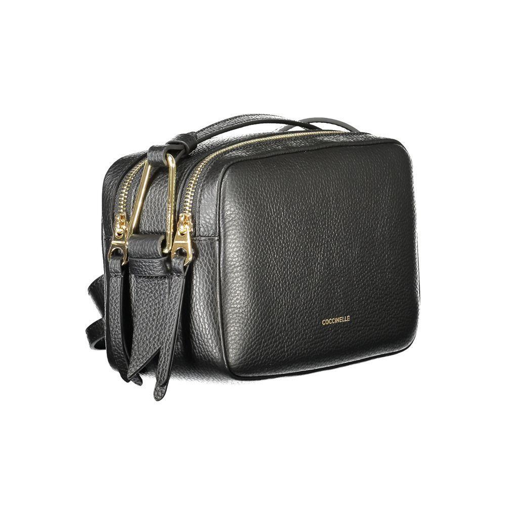 Front view with bag zipped and handles upright.