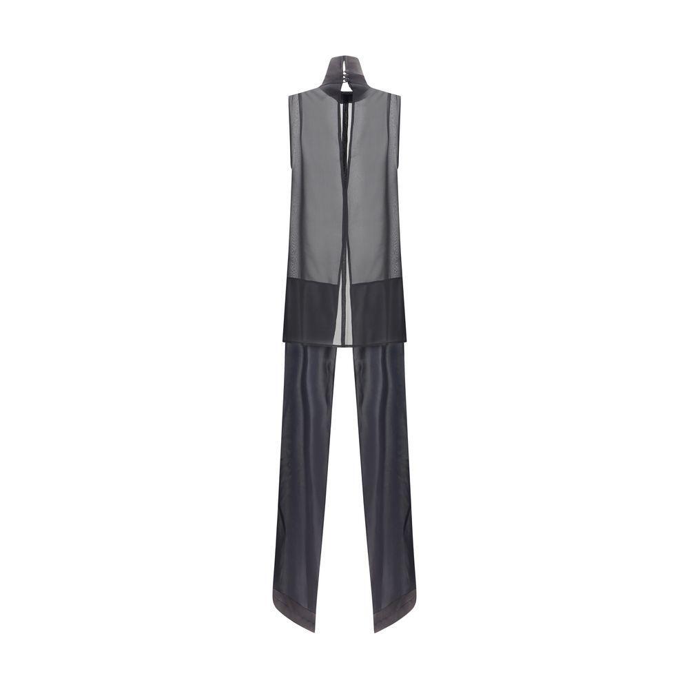 Front view with bag zipped and handles upright.