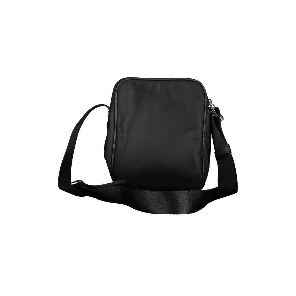 Front view with bag zipped and handles upright.
