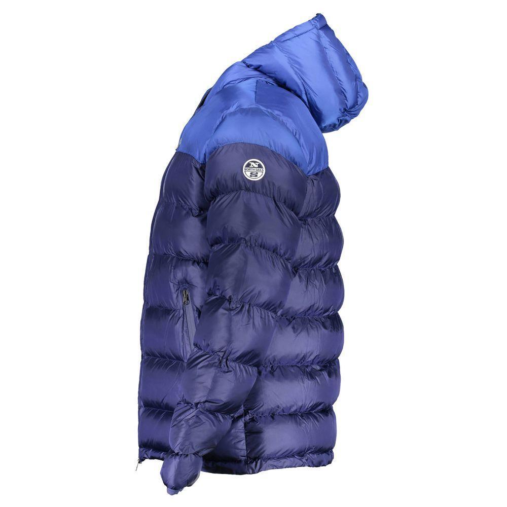 Front view with bag zipped and handles upright.