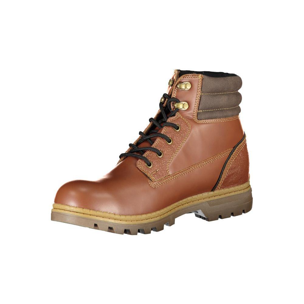 Carrera brown polyester boot with laces, contrasting details, and logo; rugged design for outdoor wear and stylish appearance.