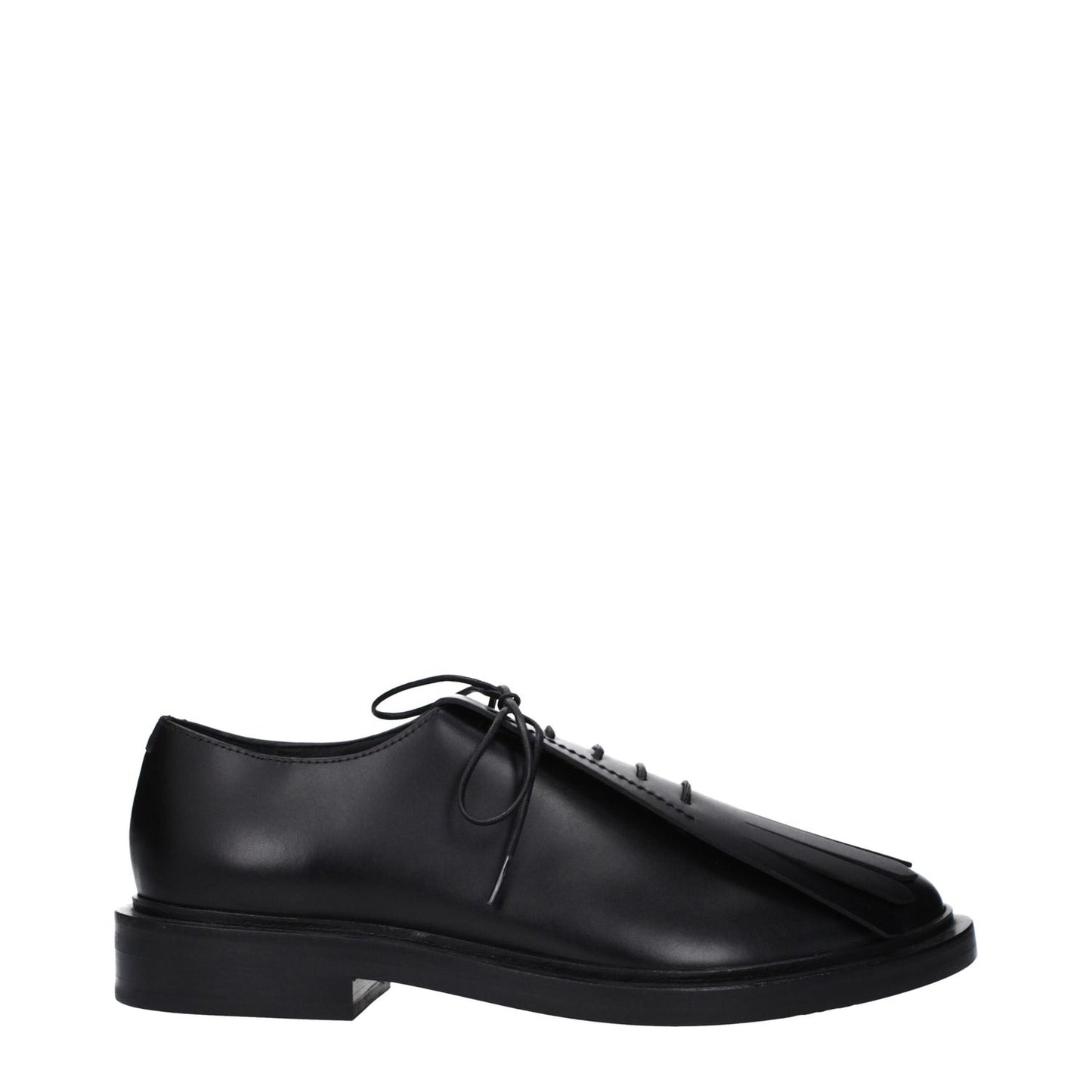 Max Mara Black Leather Oxfords And Derbies with round toe and rubber sole, casual lace-up and monkstrap design, low flat heel.