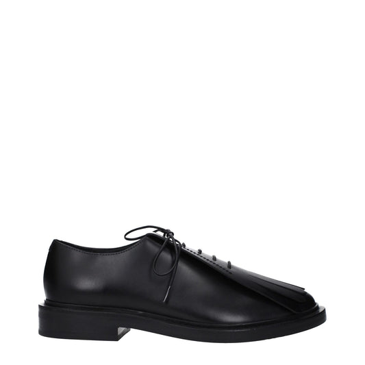 Max Mara Black Leather Oxfords And Derbies with round toe and rubber sole, casual lace-up and monkstrap design, low flat heel.