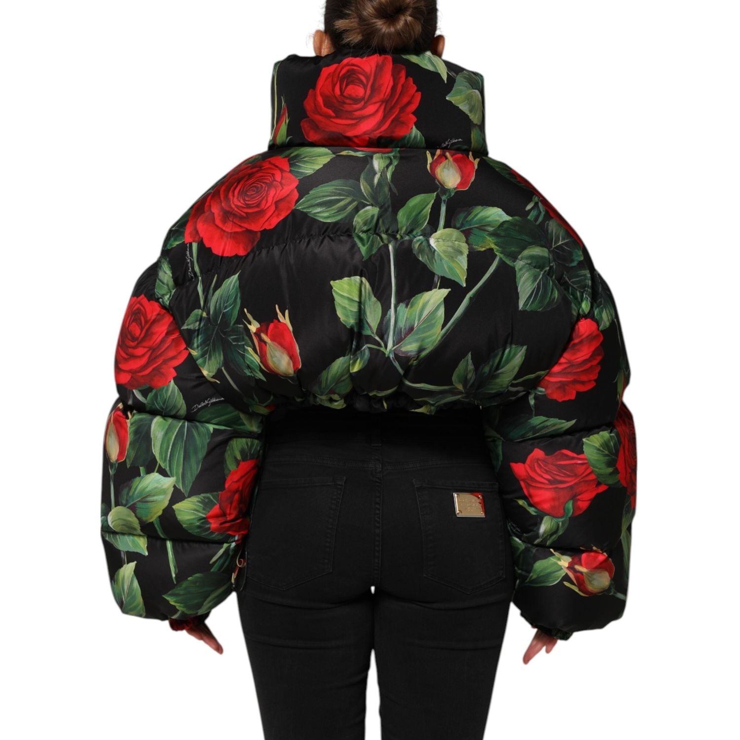 Front view with bag zipped and handles upright.
