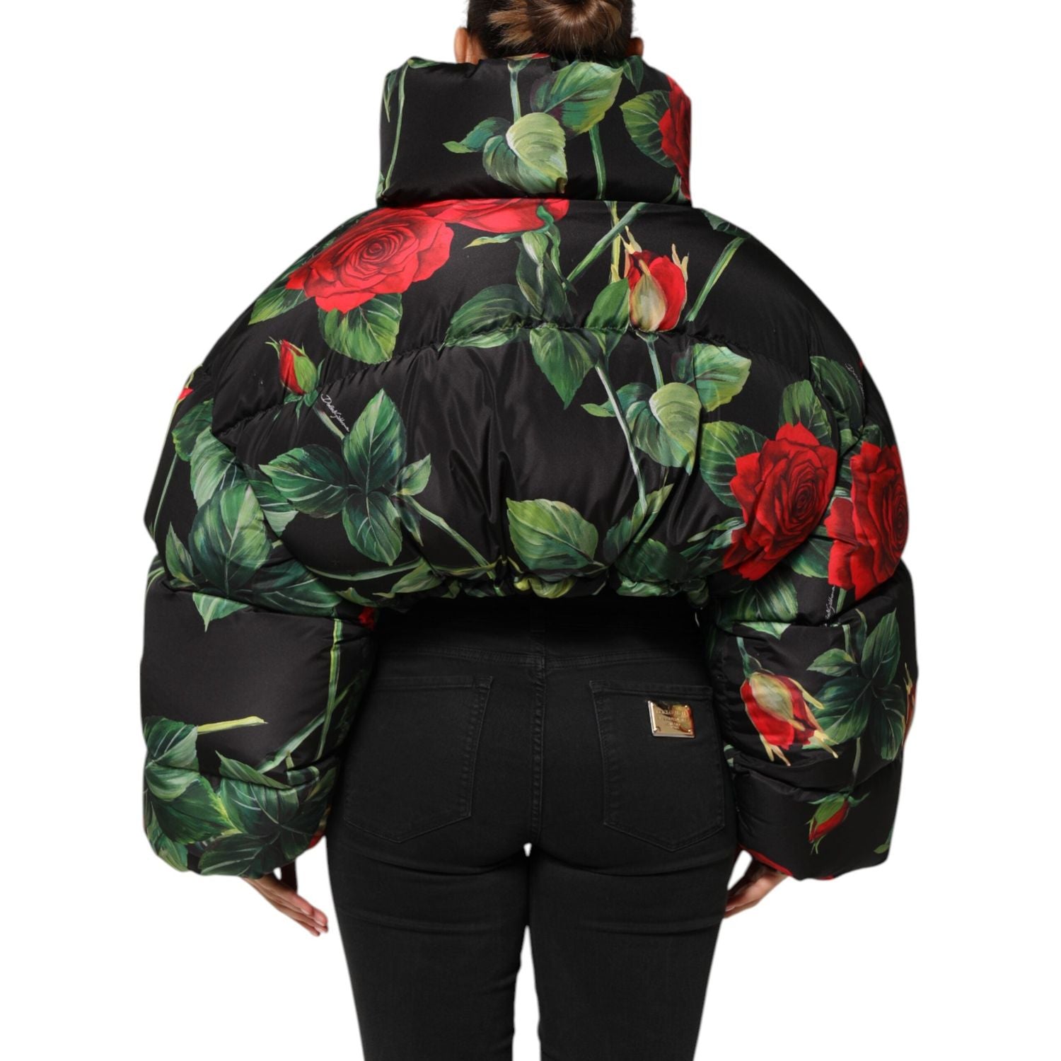 Front view with bag zipped and handles upright.
