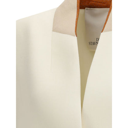 Close-up of Di Stavnitser White Fleece Wool Coat collar, showcasing ornate interior detail and refined design for elegant style.