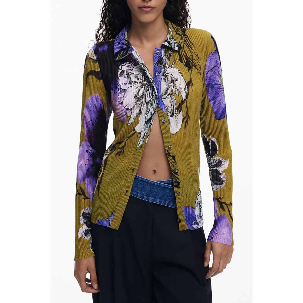Desigual Green Polyester Women Shirt with floral design, featuring bold vibrant patterns and modern tailoring, long-sleeved fashion statement.