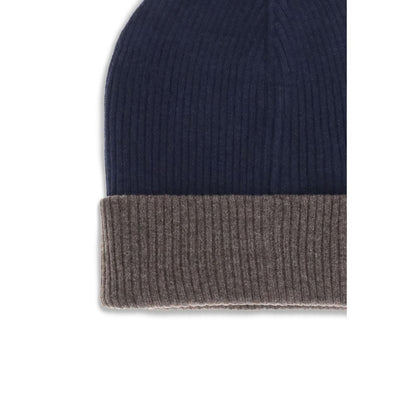 Ribbed Brunello Cucinelli Black Cashmere Beanie, luxurious winter accessory with monochrome elegance, 100% cashmere composition.