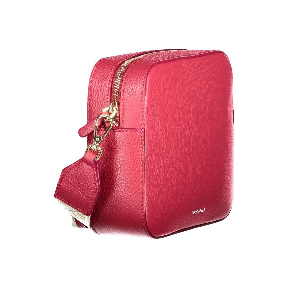 Coccinelle Red Leather Women Handbag with adjustable strap and luxurious design