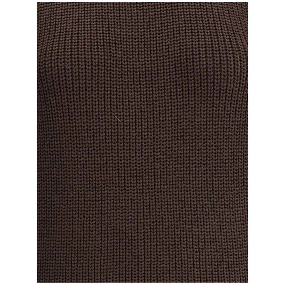 Close-up of the chunky knit texture of the Ella Brown Merino Wool Sweatshirt, showcasing its ribbed design and 100% merino wool composition.