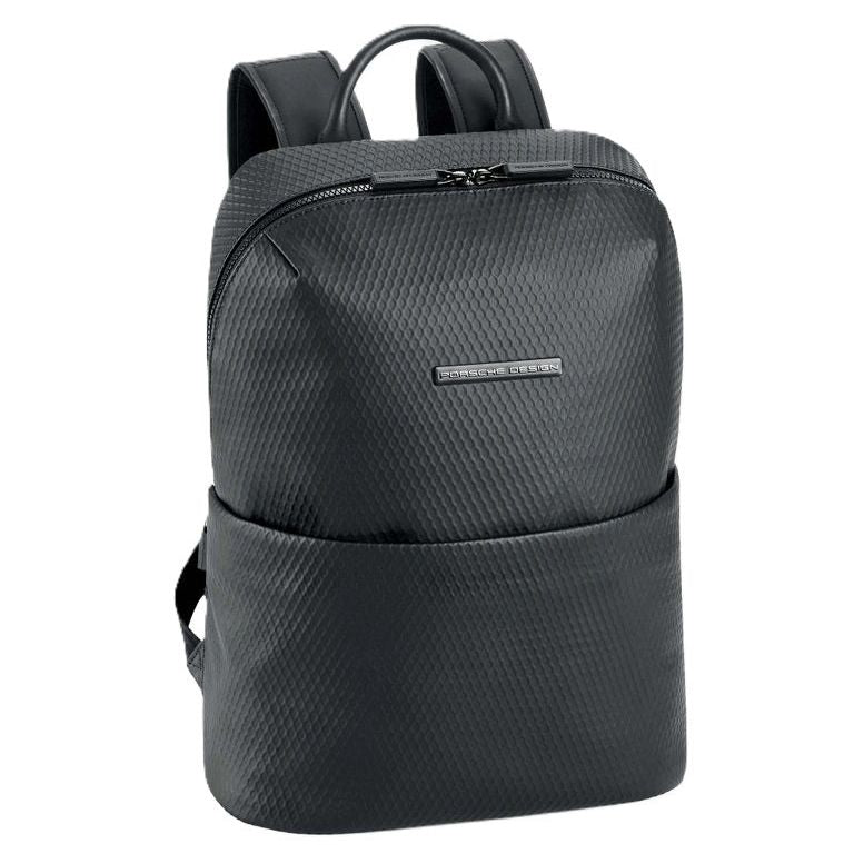 Front view with bag zipped and handles upright.