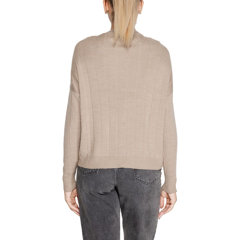 Back view of Only Beige Marabou Sweatshirt with ribbed texture, crew neck design, and relaxed fit for stylish comfort.